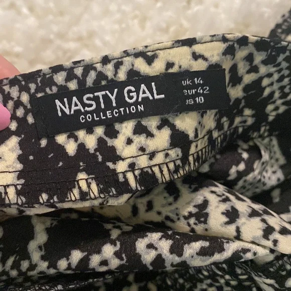 Snake Print Skirt - Picture 5 of 5